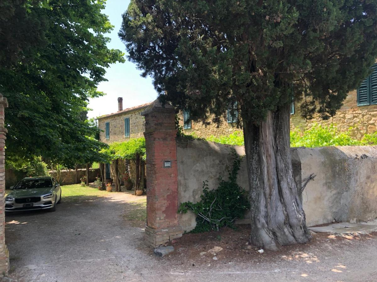 Borgo Villa A Tolli 德拉巴新堡 外观 照片